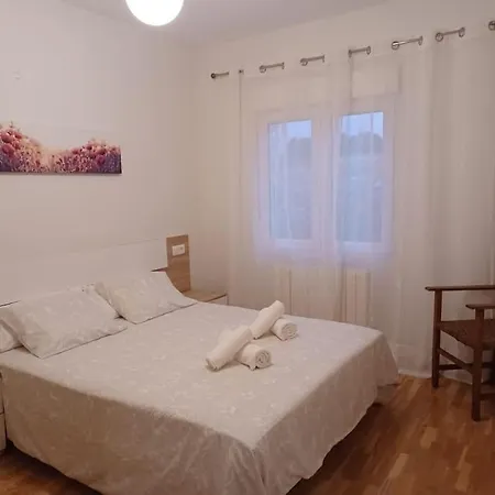Apartment Reformado, Comodo Y Funcional En *